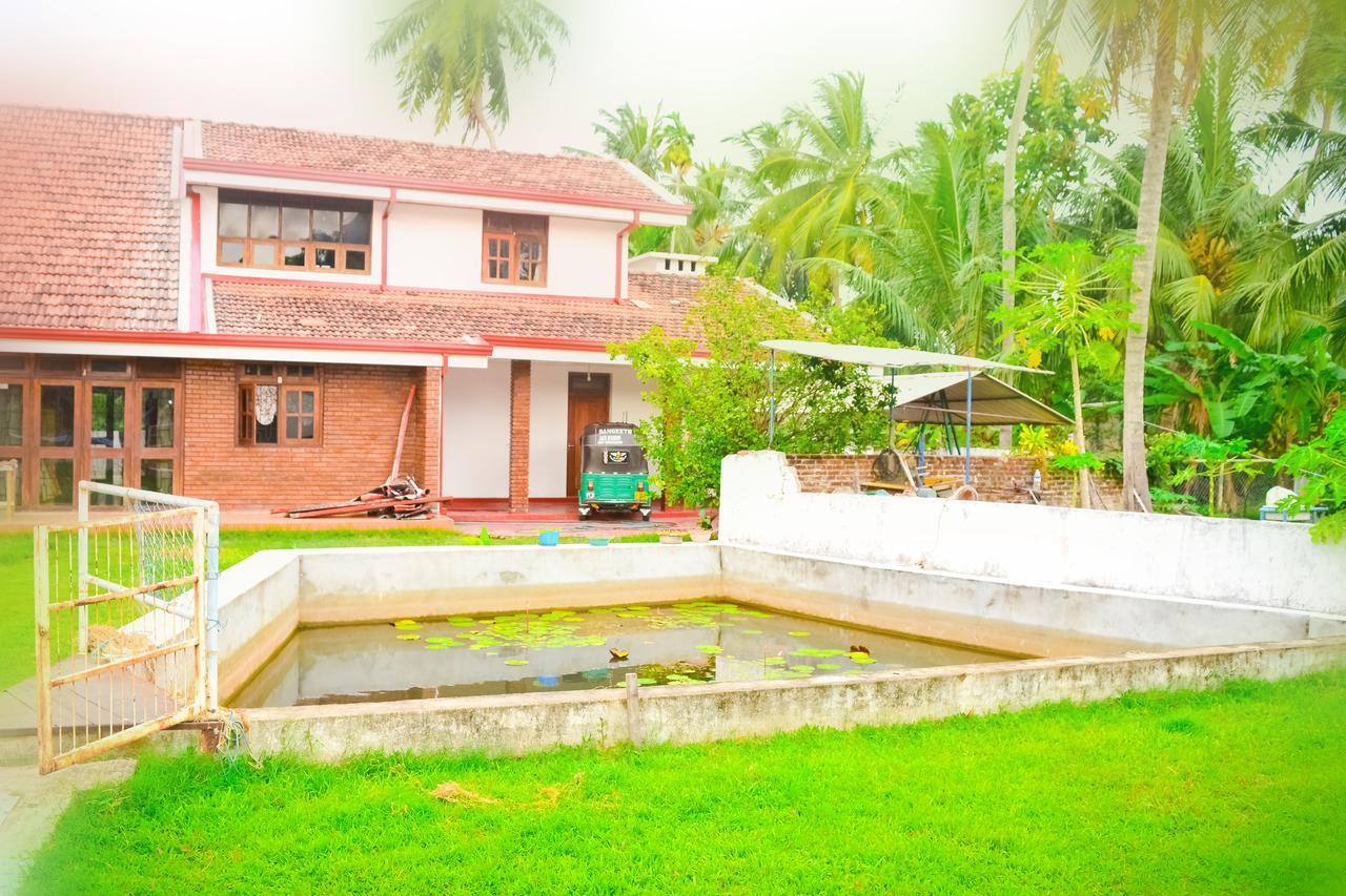 Aeroform Homestay Negombo Eksteriør bilde