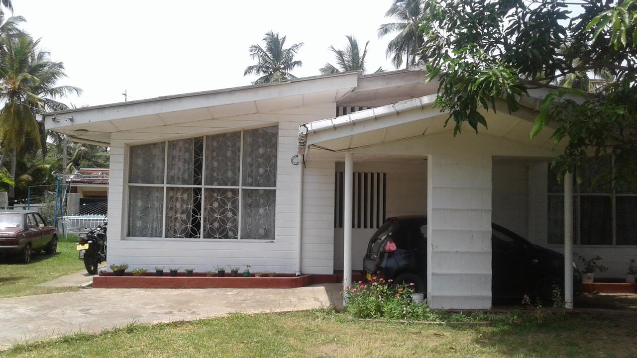 Aeroform Homestay Negombo Eksteriør bilde