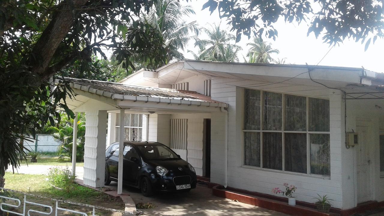Aeroform Homestay Negombo Eksteriør bilde