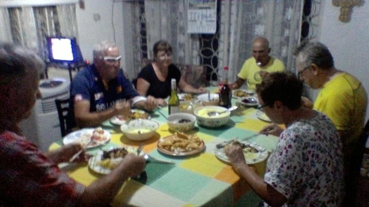 Aeroform Homestay Negombo Eksteriør bilde